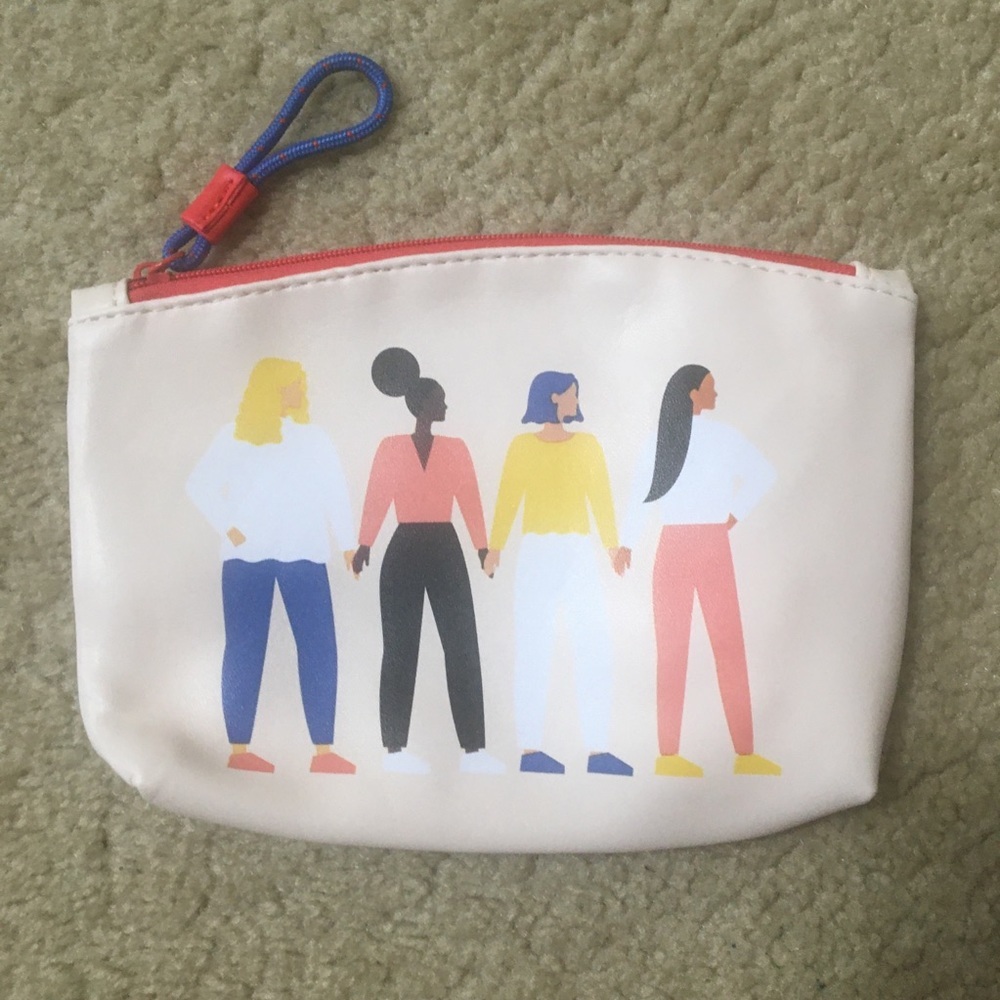 NWOT Faux Leather Makeup Case Women Print